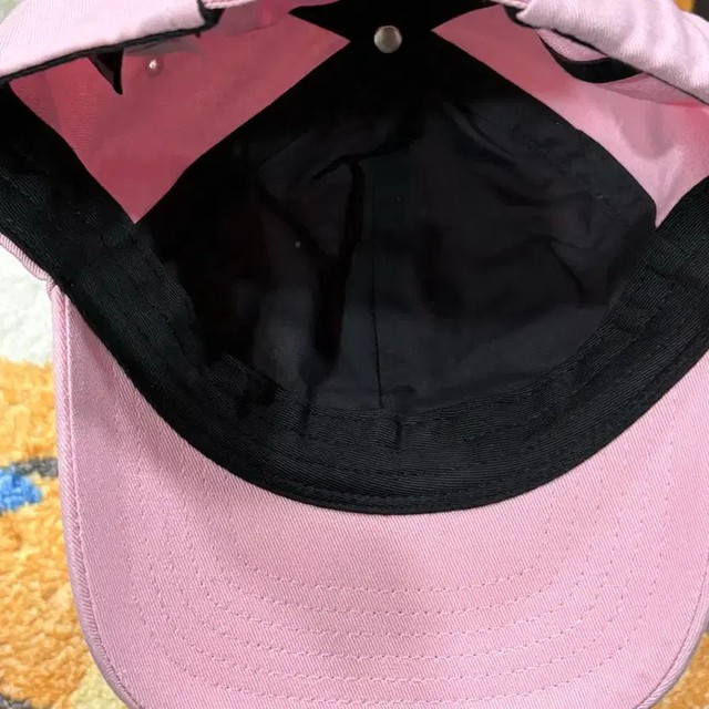 Taket Hat, Good Condition, Pink Color