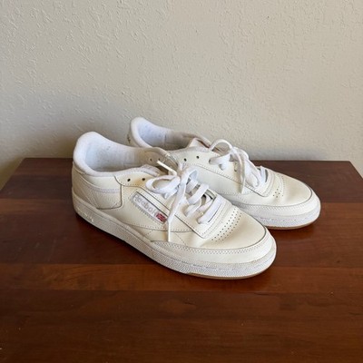 Reebok Club C 85 Lace Up White Sneaker Womens 8 Gum Rubber Sole Casual