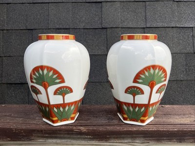 Vintage PAIR 2 Mantel Vases LOTUS FLOWER Gail Levites PORCELAIN GOLD GILT Japan 