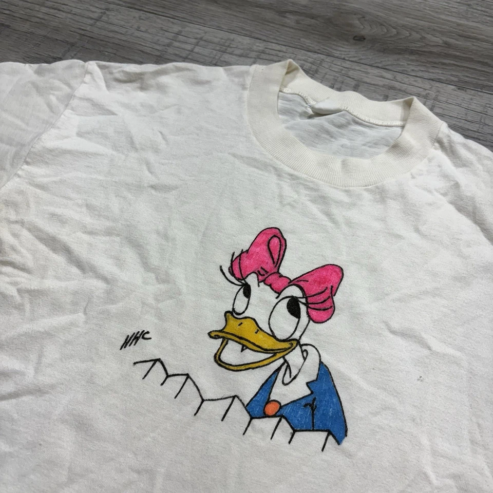 Camisa de Personaje Vintage Dibujada a Mano Blanca Pato Margarita Disney Años 60 L Foto 2 de 4