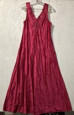 Vintage VANITY FAIR Goddess Fuschia Pink NYLON Long NIGHTGOWN Size Medium EUC