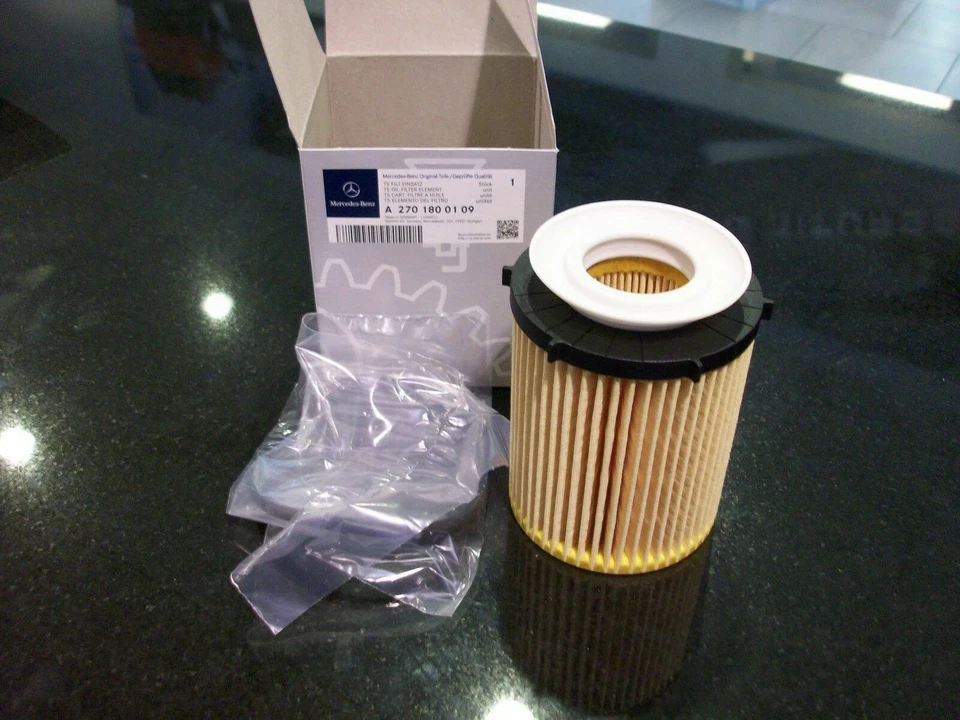 Engine Oil Filter With 7 Liters Of 5W40 engine Oil For Mercedes Benz Vehicles OE - Image 3 of 4