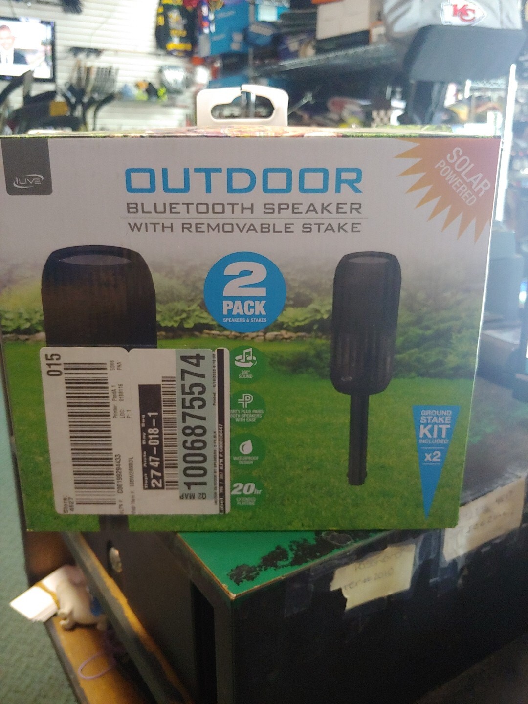 Outdoor wireless Bluetooth speaker with powerful sound-image