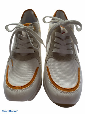 Neuware Marco Tozzi Sneaker Gr. 37 herausnehmbares Fußbett 
