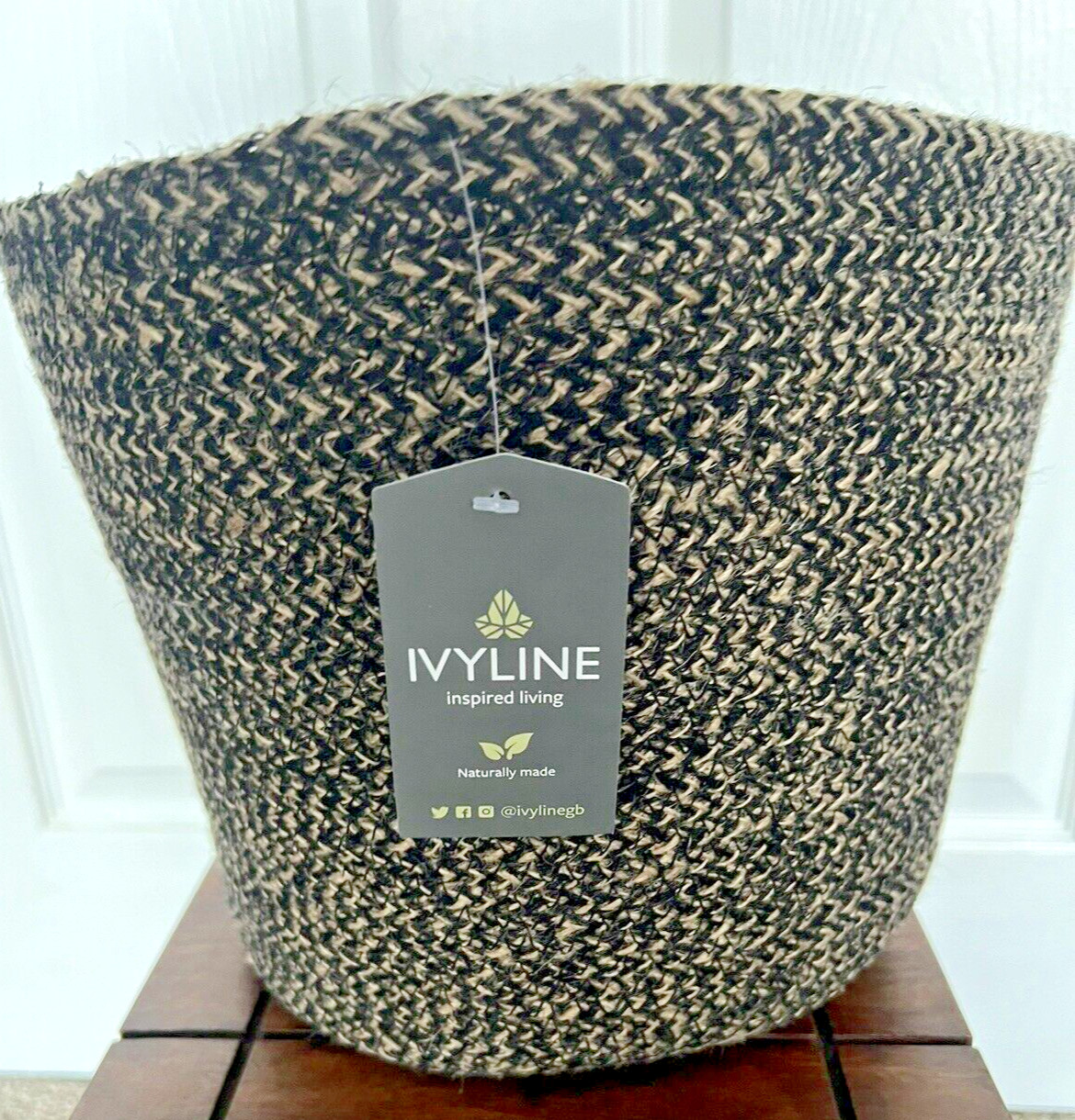 Ivyline Bergen Jute Anthracite Lined Planter, H23 x D26 cm