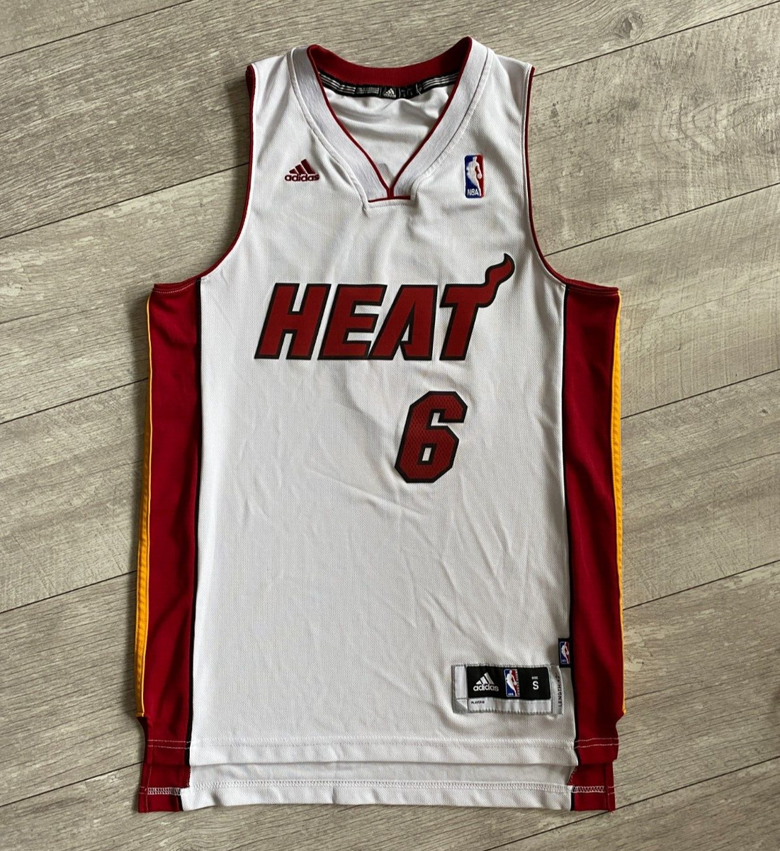 lebron james white miami heat jersey