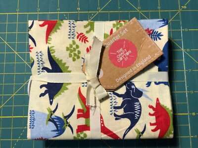 Craft Cotton Company fat quarter bundle DINOSAURS LAND Holiday SALE 