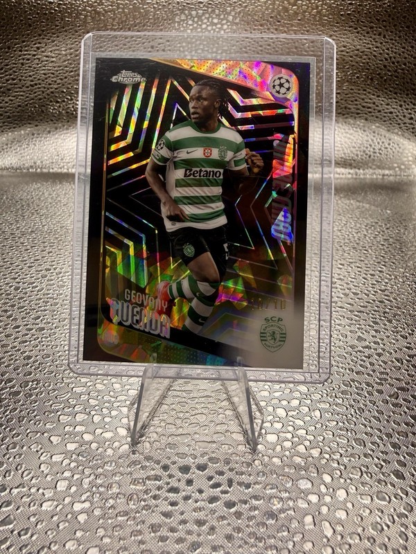 2025-26 Topps Chrome UEFA Sapphire Geovany Quenda Future Stars Black 10/10 🔥