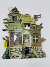 Vintage Halloween Haunted House w/ Ghosts Die...