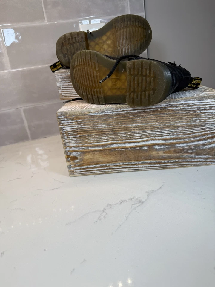 Cordones para botas Dr Martens Air Wair tricolor, paquete de 2, L-4050-36-140-PB Foto 4 de 4