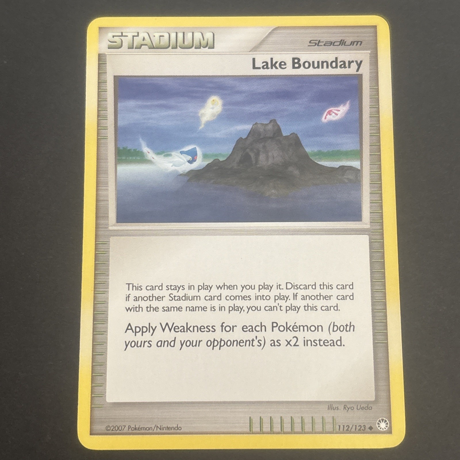 Lake Boundary 112/123 DP: Mysterious Treasures Regular Pokémon TCG LP 2007