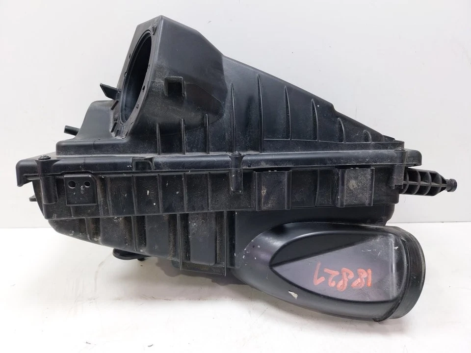 2018 LAND ROVER RANGE ROVER 3.0 DIESEL AIR FILTER BOX FPLA-9601-AC - Photo 2/4