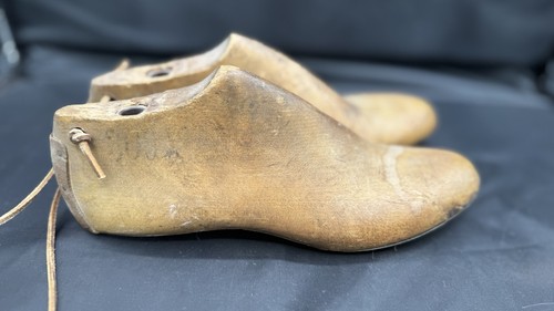 Antique Wooden Cobbler Shoe Forms Tools Set Of 2 Shoemaker
