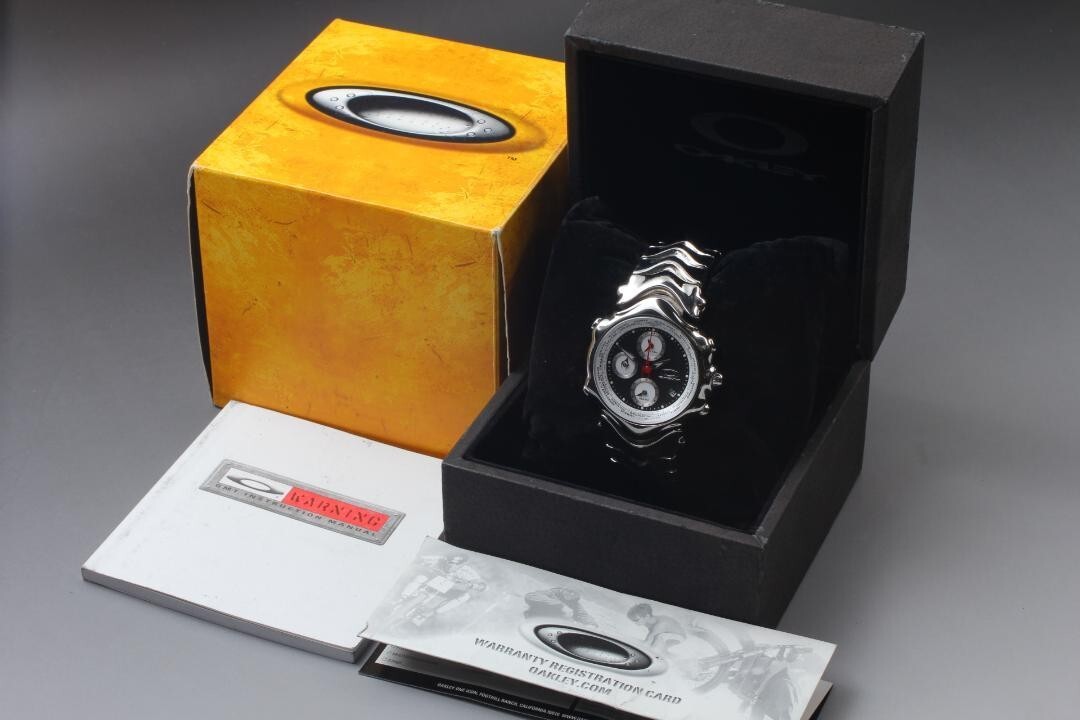 Oakley GMT World-Time Alarm 43mm Chronograph Mens Watch Fashion