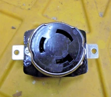 Arrow Hart Locking Receptacle 50A 120VDC - 3 WIRE