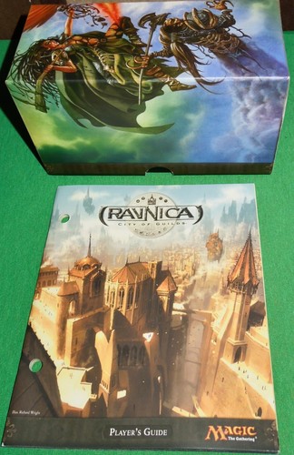 2005 Magic the Gathering Ravnica: City of Guilds Empty Deck Box & Player's Guide