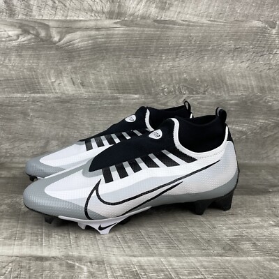 mens size 10 football cleats