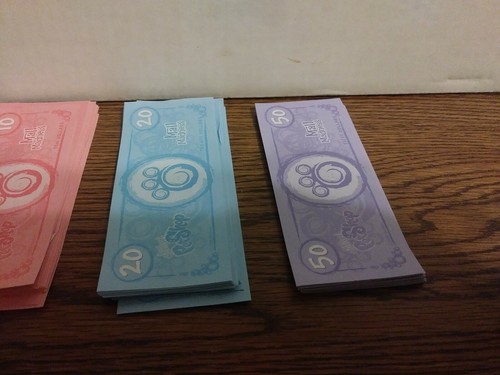 Replacement Play money Littlest Pet Shop LPS Mall Madness Game Part Pieces - Picture 3 of 3