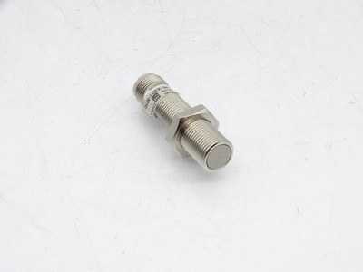 OMRON E2E-X3D1-M1G SENSOR