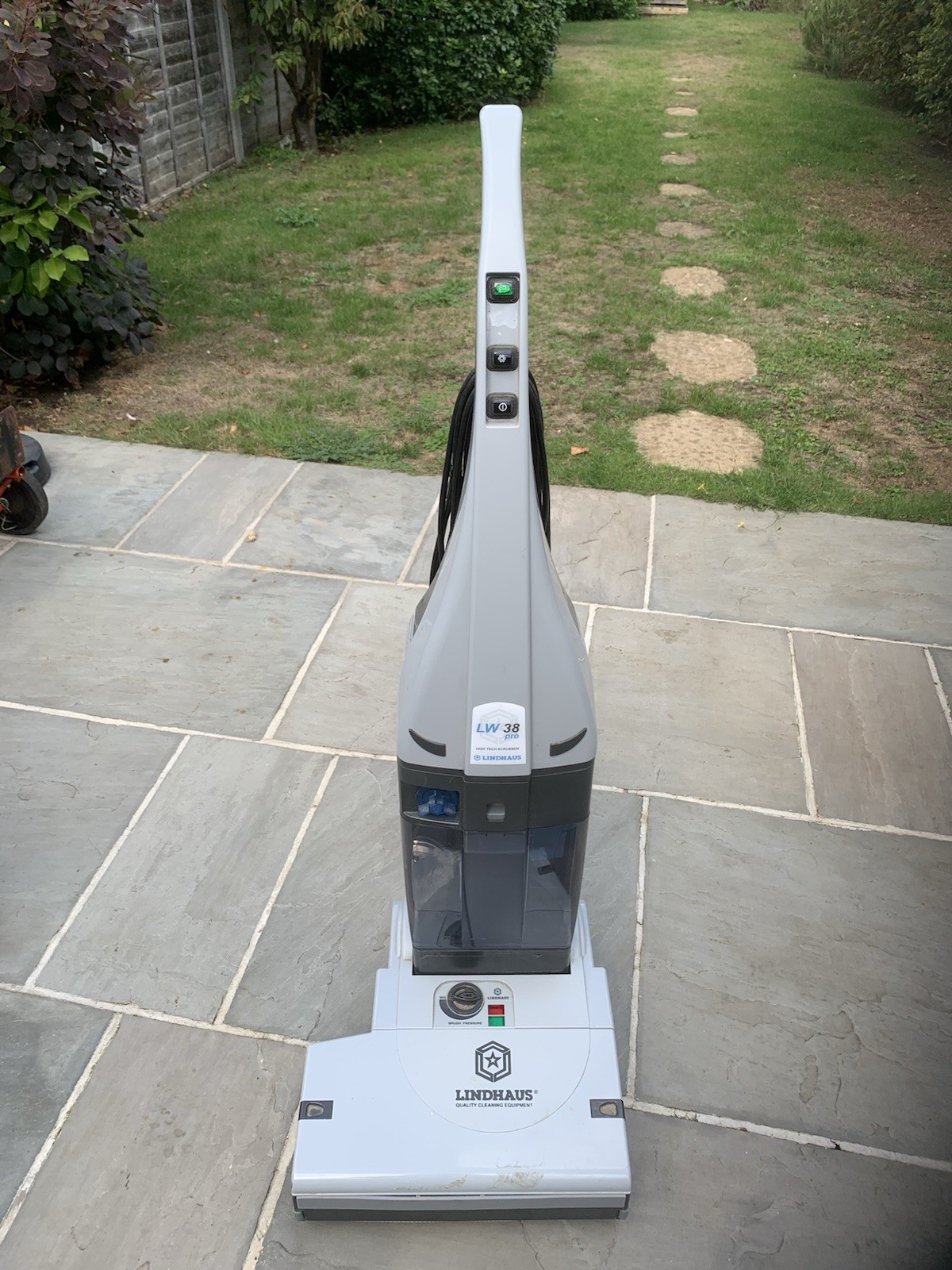 Lindhaus Pro 38 Hard Floor Washer/dryer In Very Good Condition.