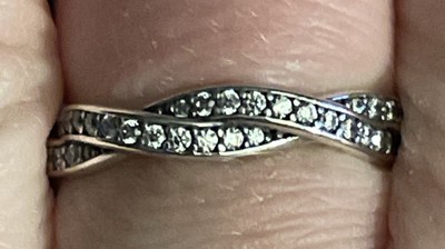 New In Box Authentic Pandora Sparkling CZ Twisted Lines Ring SZ