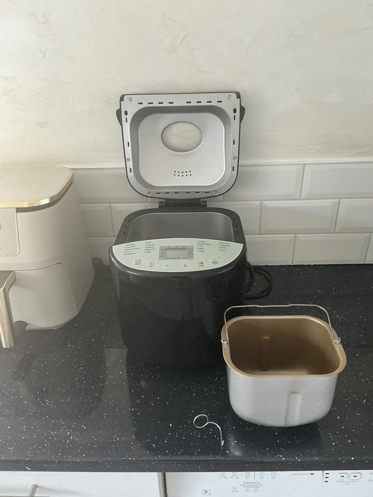 Delta Automatic Bread Maker Machine Breadmaker Good Clean Working Order
Opens in a new window or tab