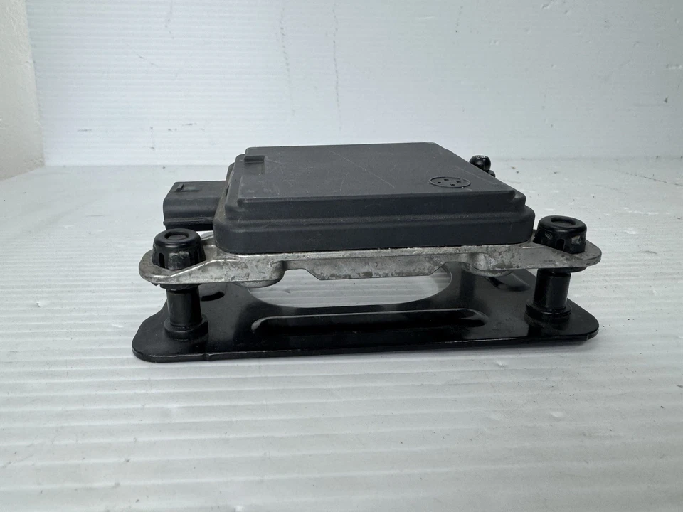 OEM 2021-2023 Hyundai Santa Fe Cruise Control Distance Sensor Radar 99110-S1500 - Image 2 of 4