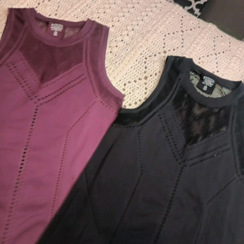 Camiseta sin mangas Athleta Oxygen para mujer L lote de 2 detalles de corte negro y ciruela Lazer Preppy Foto 2 de 4