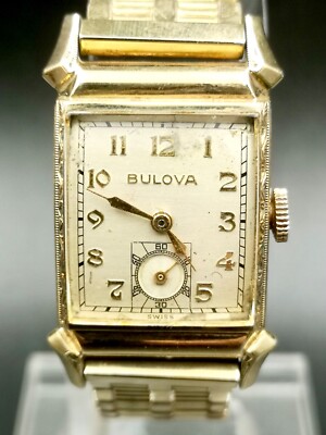 Vintage Bulova Hand-Winding lady display picture 1