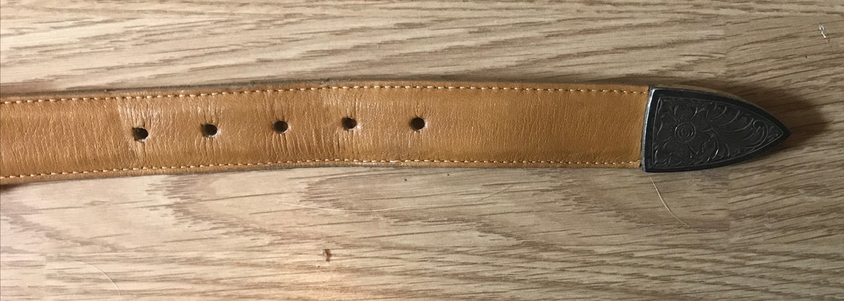 VINTAGE 1995 JUSTIN TOP GRAIN COWHIDE WESTERN STYLE BELT Silver