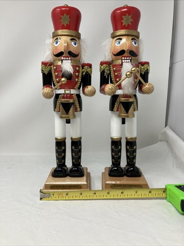FAO Schwarz Nutcracker PAIR Drummer Soldier ~14" Wood Red Black 2019 READ - Picture 8 of 19