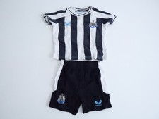 Newcastle United 2022/23 Baby Home Kit Top And Shorts 6-9 Months Black