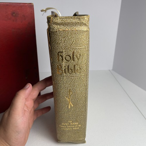 Vintage 1958 - The Holy Name Deluxe Edition of the Catholic Bible - Bild 13 von 21