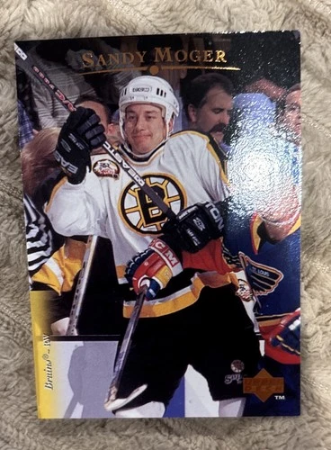 1995-96 Upper Deck - Sandy Moger #332 (RC) G7