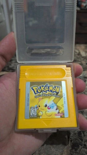 Pokemon Yellow Nintendo Gameboy | AUTHENTIC | NEW BATTERY | WORKING
