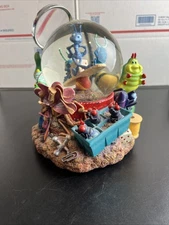 Disney Pixar A Bugs Life Snow Globe Music Box Waterglobe Retired Rare 1998 Vtg