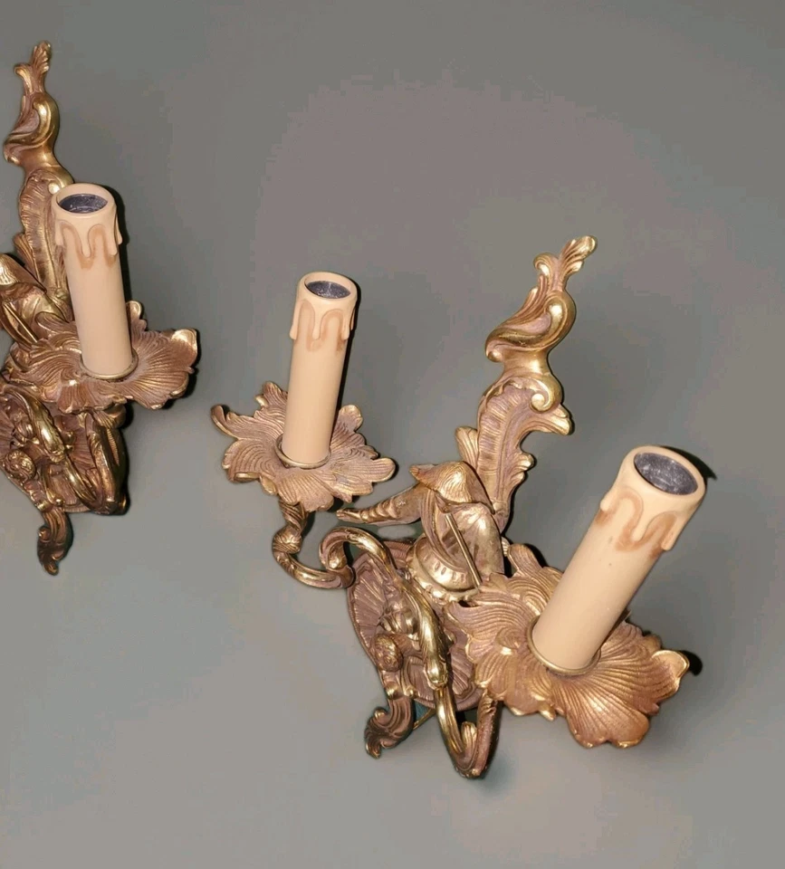 Vintage Wall Scone Louis XV  Chinoiserie Figural Lamp Set of 2 16x10 - Image 3 of 4