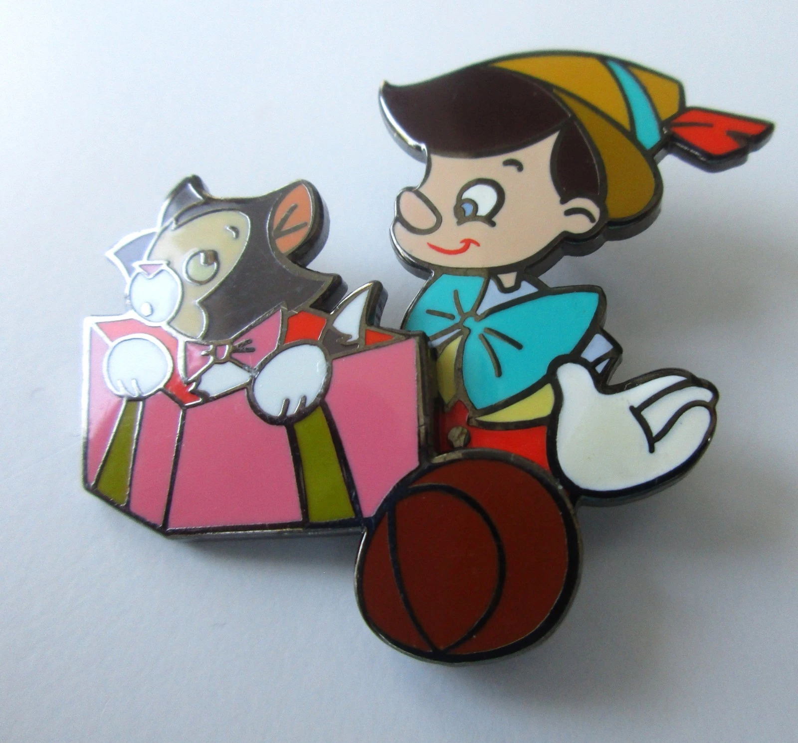 Disney Pin PINOCCHIO & FIGARO advent calendar 2002