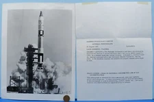 NASA PRESS PHOTO & Info Sheet '65 vtg GEMINI V / ROCKET Launch LIFTOFF Tower