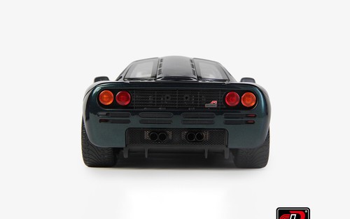 LCD - 1:18 McLaren F1 XP5 Green Diecast Model - Picture 5 of 21