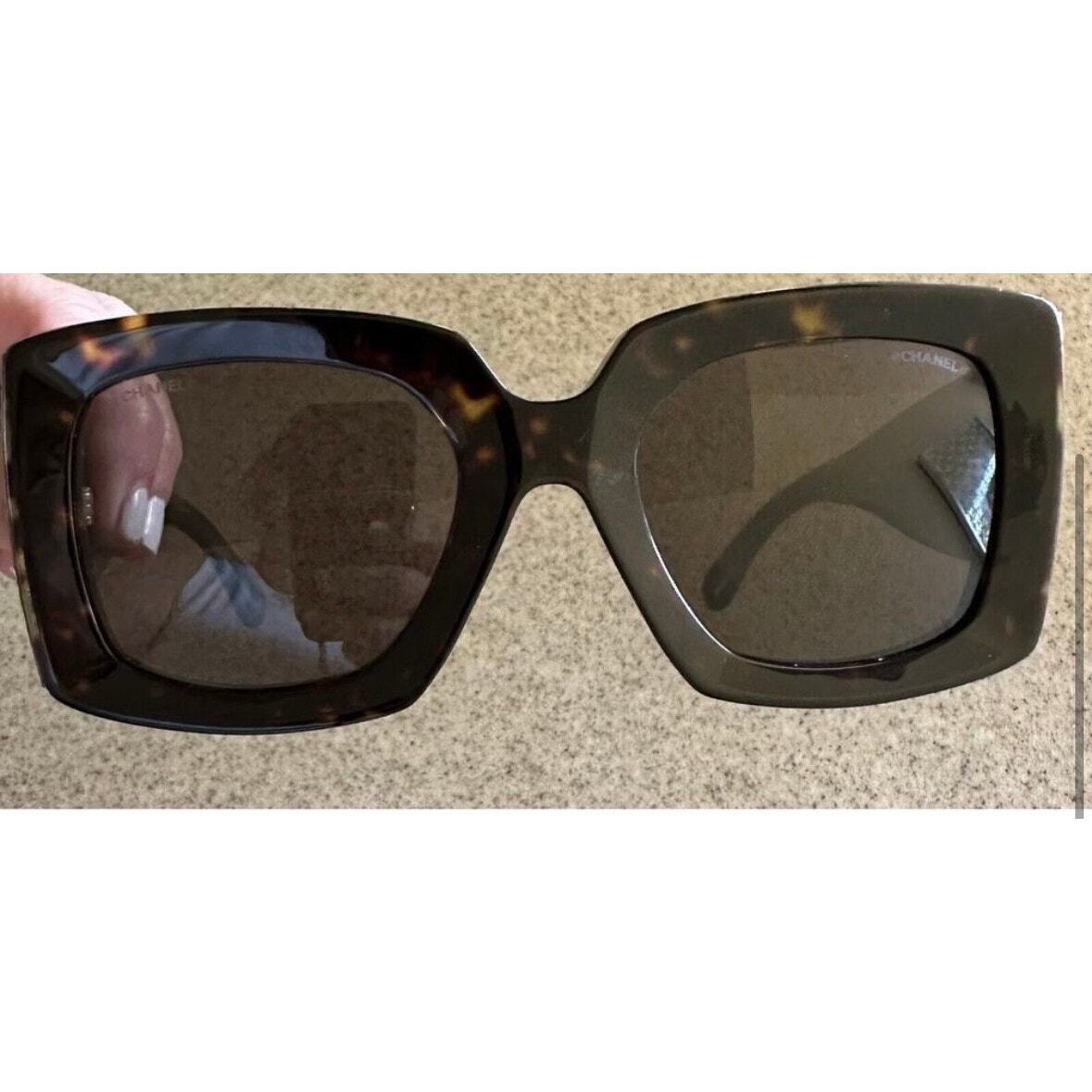 Chanel Sunglasses CH5435, Black/Gold, Brown/black Tortoise