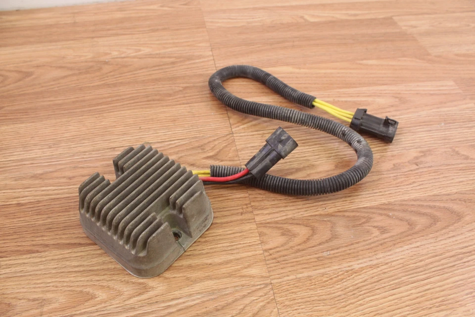 Polaris Sportsman 550 Touring 2010 EFI dirección asistida eléctrica regulador de voltaje Foto 2 de 4