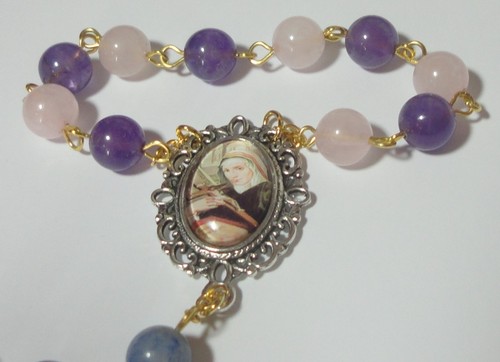 St Catherine of Genoa 1-Decade Rosary w/ Holy Trinity Crucifix & Gemstone Beads - Picture 3 of 3
