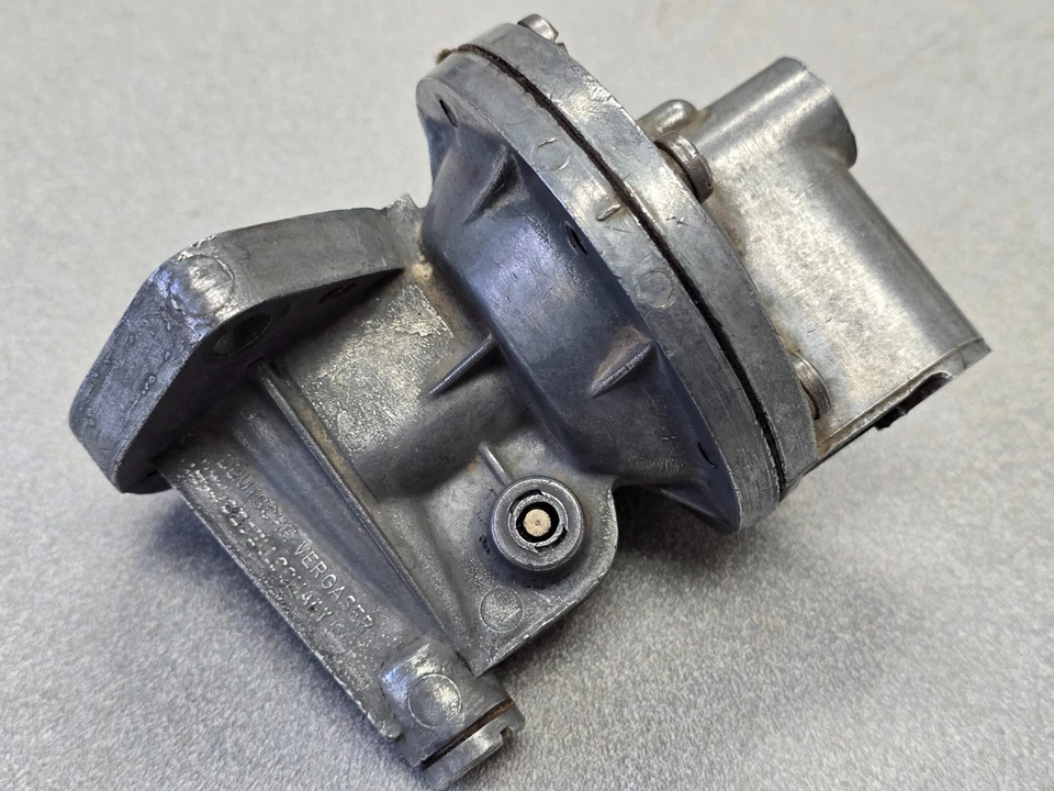 BONITO USADO ORIGINAL PORSCHE 356 PRE A BOMBA DE COMBUSTIBLE CARBURADOR ALEMÁN SOCIEDAD #3 Foto 4 de 4