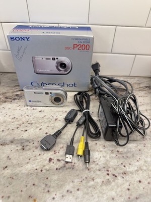 Sony Cyber-shot DSC-P200 Digital Camera 7.2 MP 3x Optical Zoom Auto Focus Silver