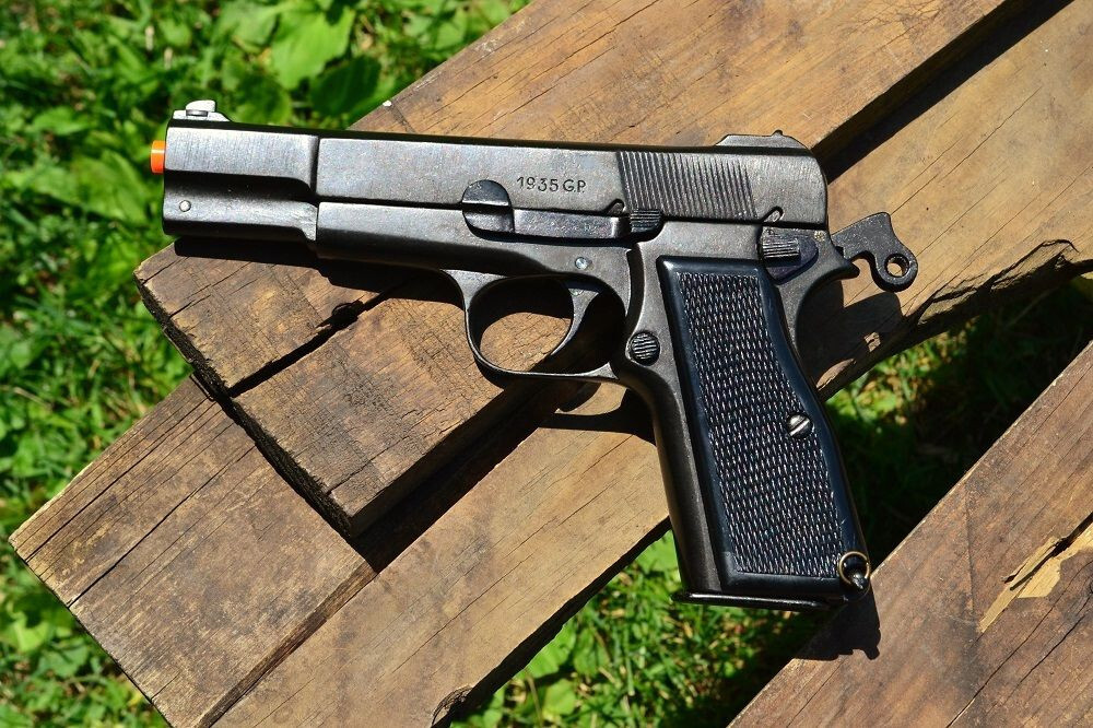 Non-Firing Denix Replica Browning HP Pistol - Prop Gun - FN