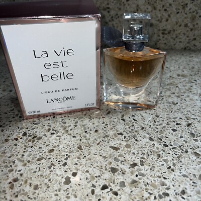 La Vie Est Belle by Lancome L'Eau De Parfum Perfume Spray for