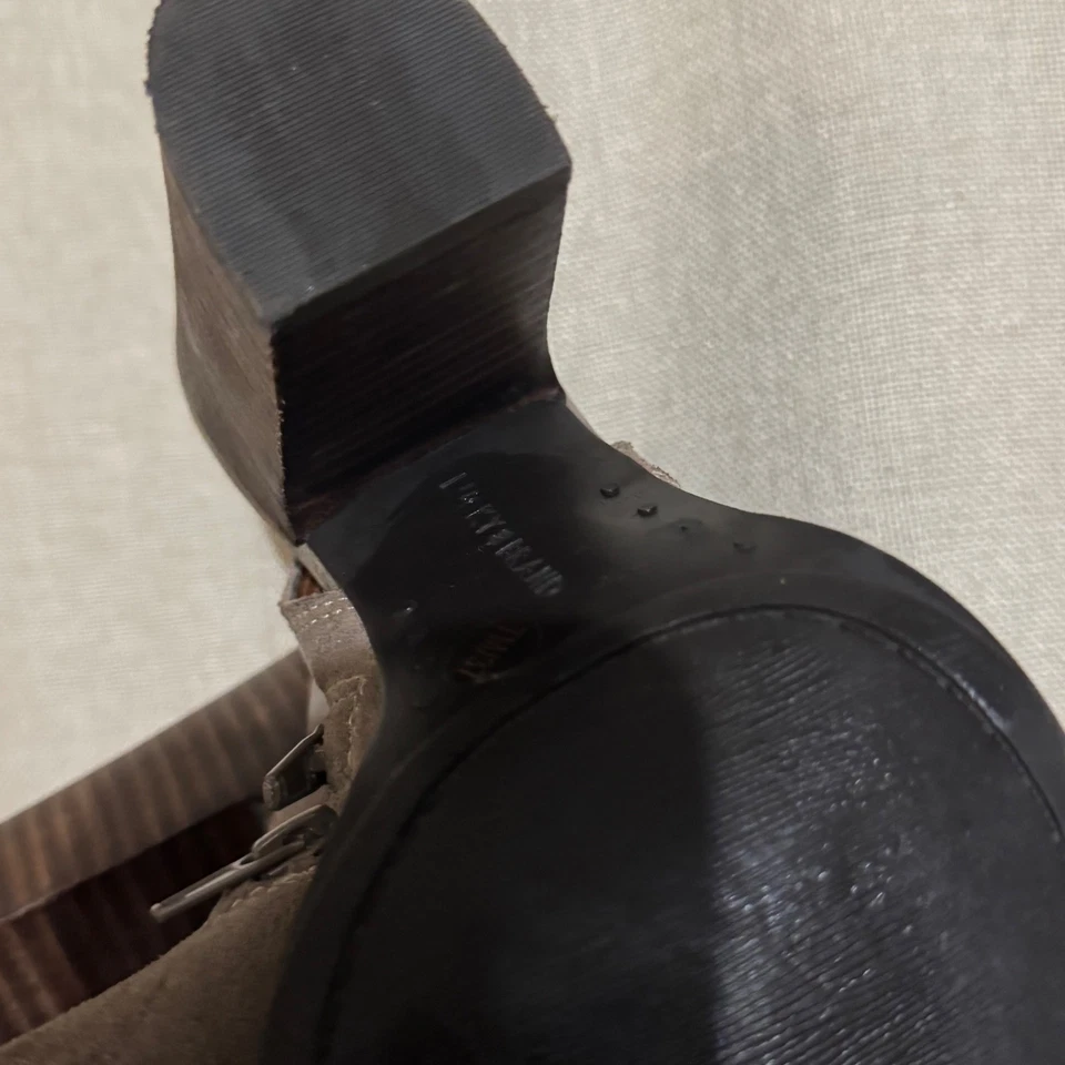 Botines Lucky Brand Marrón Gamuza Bordados Rosa Floral Tacón Cordón Foto 2 de 4