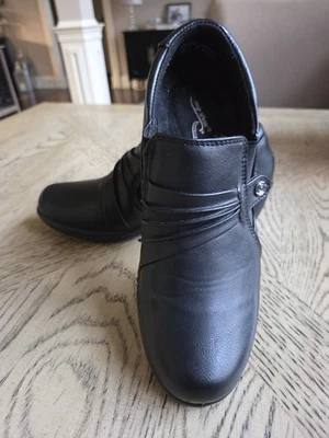 Zapato Easy Street Comfort Wave Shootie Tacón Talla 8.5 Airline Negro Nuevo - Imagen 1 de 4