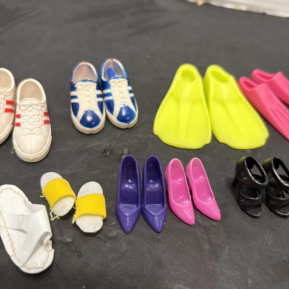  Surtido Zapatos Barbie y Ken Vintage Lote de 12 Pares Envío Gratis  Foto 3 de 4